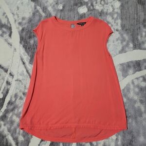 Swgments Luxe Coral Cap-Sleeve Round Neck Top Size M